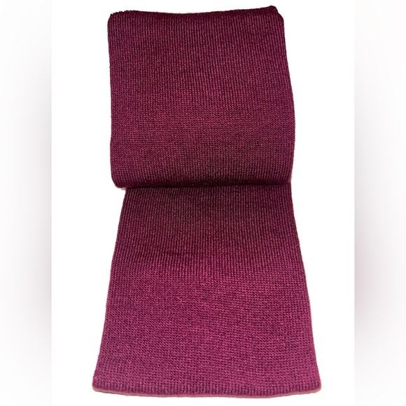 Under Armour UA Team OTC Soccer Socks 1 Pair Youth 13.5K-4.5 Maroon w White Logo - Picture 7 of 10